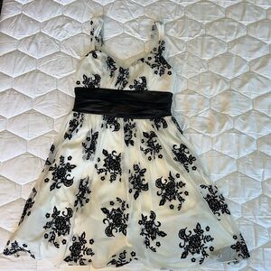 Trixxi juniors medium party dress
